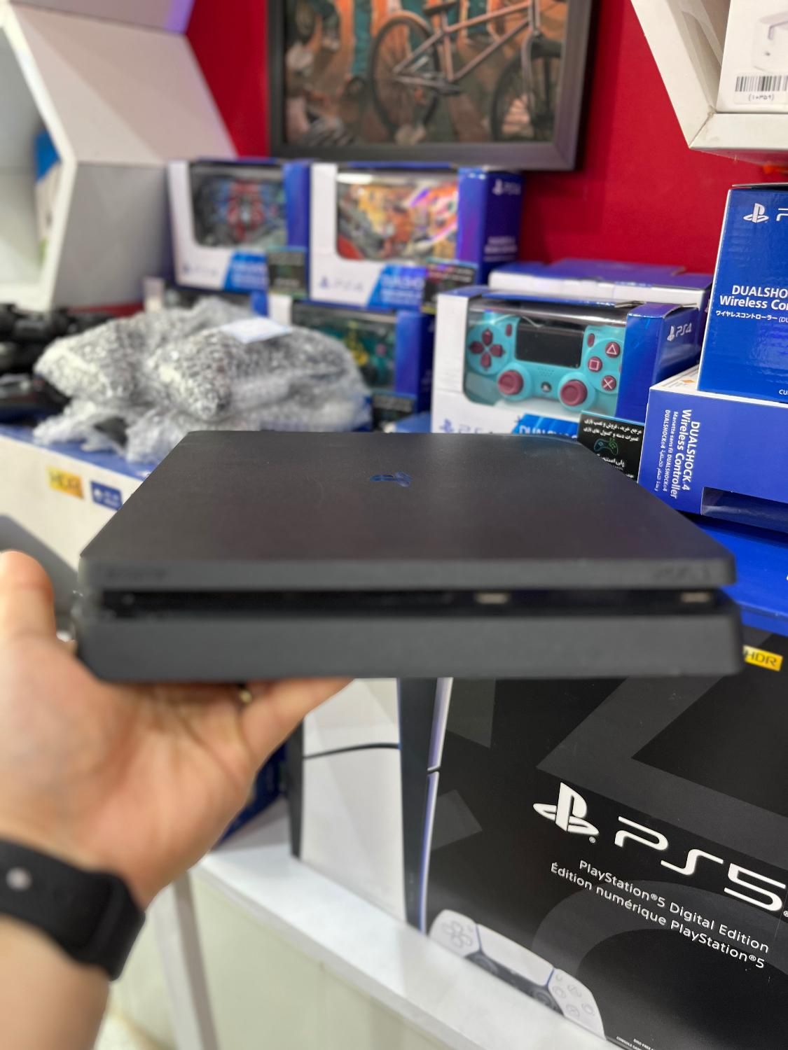 پلی استیشن۴ اکانتی ۱۷ بازی تاپ ۱ ترابایت|کنسول، بازی ویدئویی و آنلاین|آمل, |دیوار