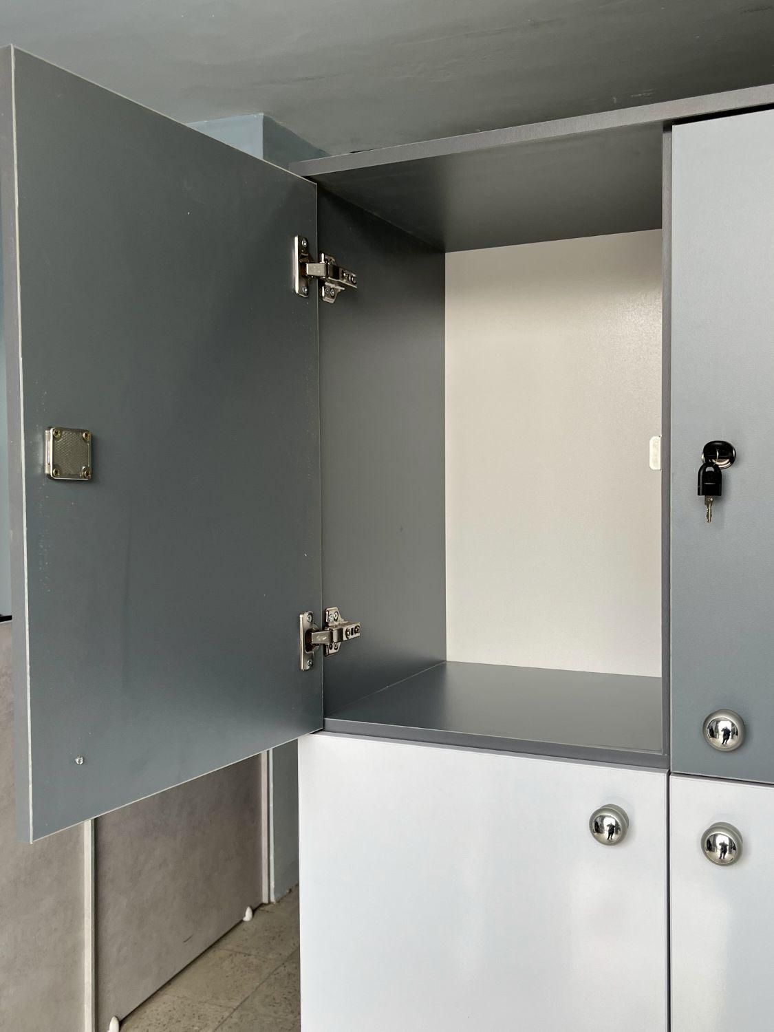 فایل۶درب کمدباشگاهیlپرسنلیlرختکنlمدارسlآموزشگاهl|جاکفشی، کمد، دراور|تهران, قصر فیروزه ۱|دیوار