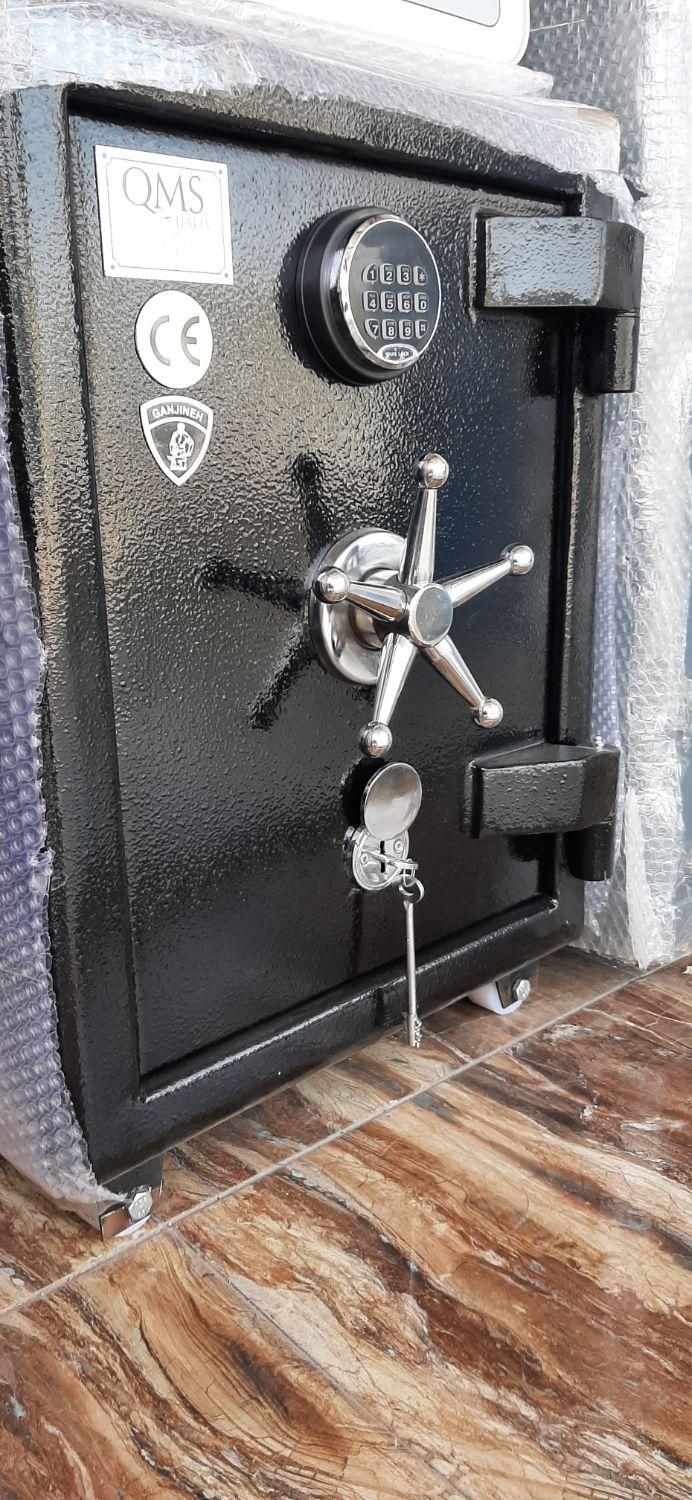 گاوصندوق رمزدار و ساده|ابزارآلات|فیروزآباد (فارس), |دیوار