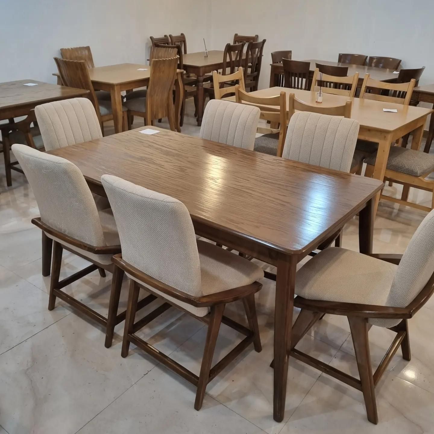 ناهار خوری رئال تمام پارچه|میز و صندلی غذاخوری|رشت, سلیمانداراب|دیوار