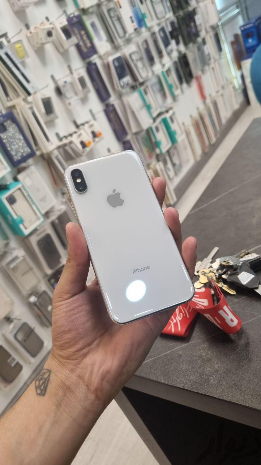 اپل iPhone X ۶۴ گیگابایت|موبایل|تهران, نیاوران|دیوار