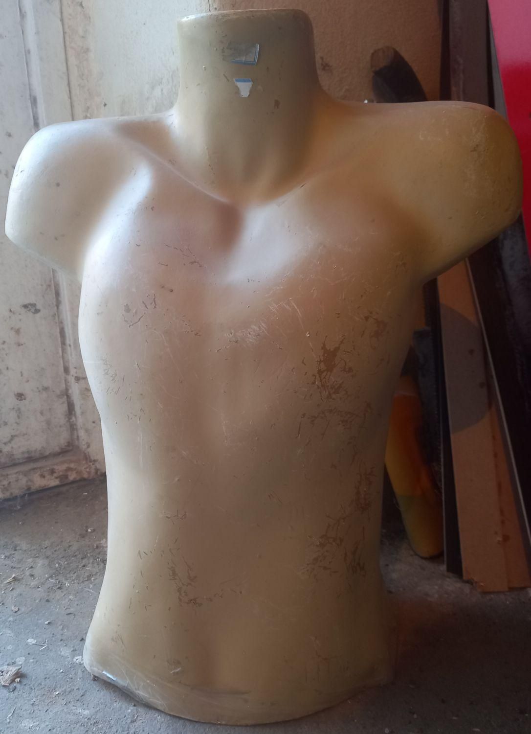 قفسه فلزی و رگال و مانکن|فروشگاه و مغازه|قوچان, |دیوار