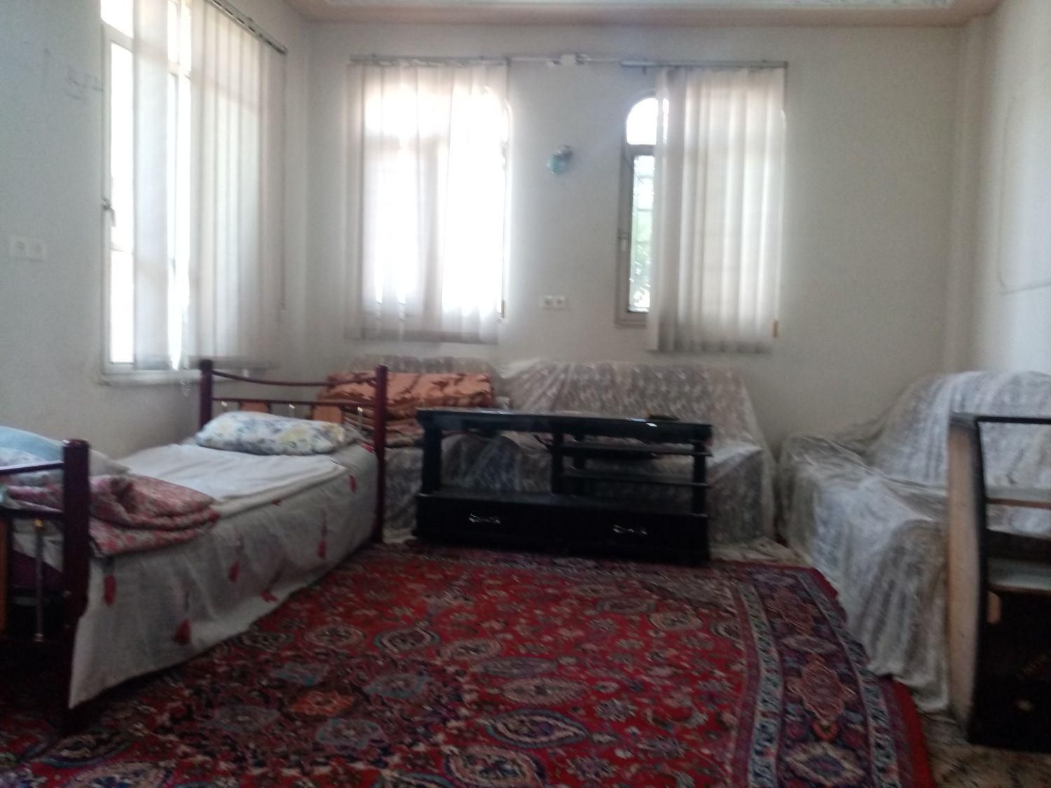 اجاره روزانه/هفتگی/ماهانه آپارتمان ۱۰۰ متری|اجارهٔ کوتاه‌مدت آپارتمان و سوئیت|بروجرد, |دیوار
