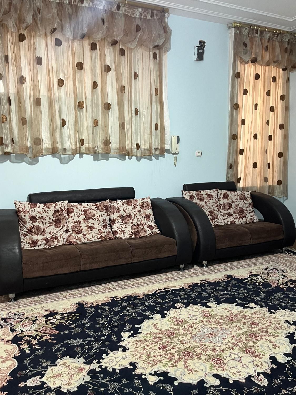 اجاره منزل و سوییت مبله|اجارهٔ کوتاه‌مدت آپارتمان و سوئیت|شیراز, ریشمک|دیوار