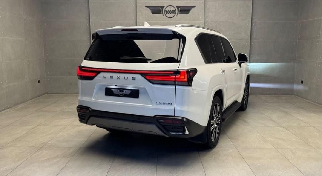 لکسوس LX600 ، مدل 2022 گذر موقت|خودرو سواری و وانت|شیراز, معالی‌آباد|دیوار