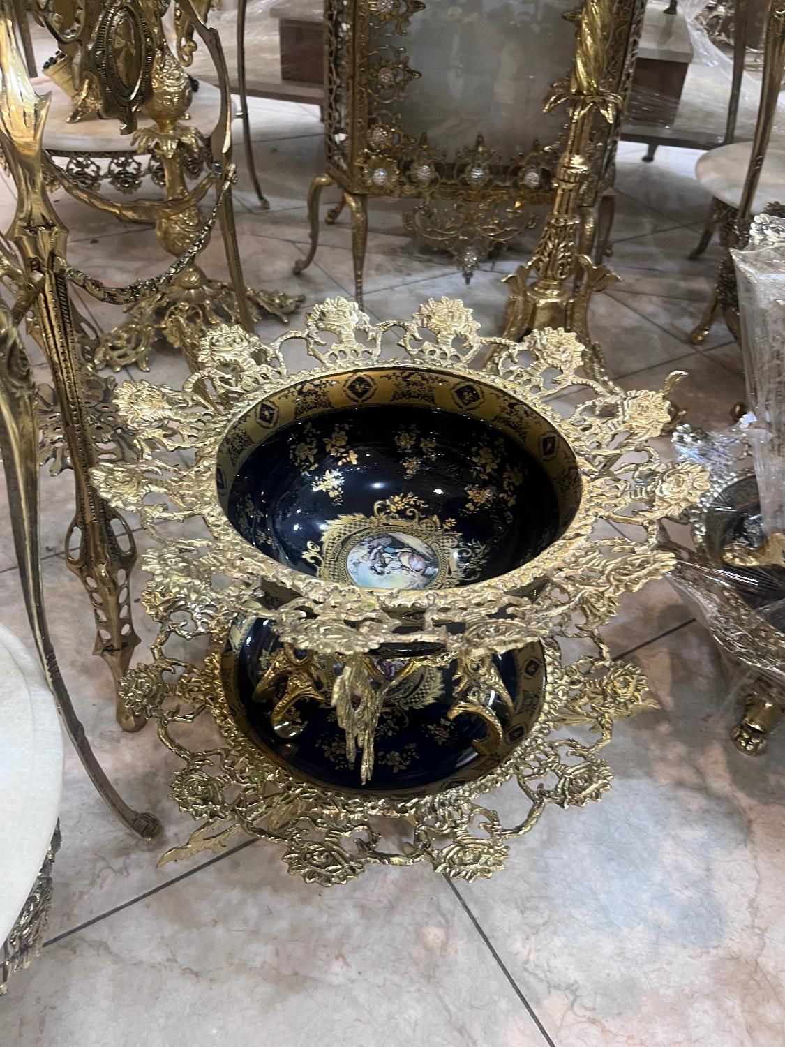 کاسه و بشقاب سرمه ای برنز|صنایع دستی و سایر لوازم تزئینی|کرج, المهدی|دیوار