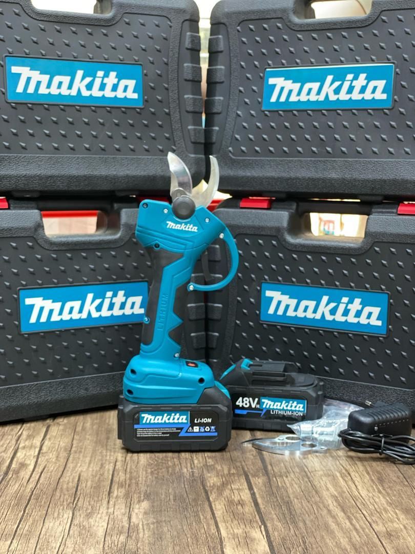 انواع درخت چین شارژی و اره شارژی (ابزار من) اقساط|ماشین‌آلات صنعتی|کرمان, |دیوار