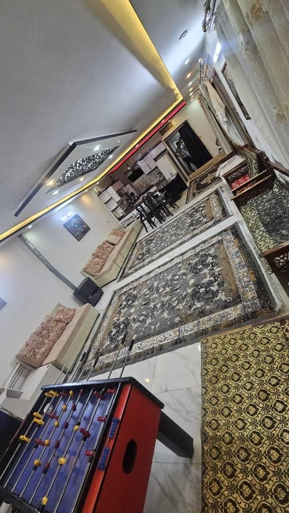 اجاره روزانه/هفتگی استخر سرپوشیده اصفهان|اجارهٔ کوتاه‌مدت ویلا و باغ|اصفهان, سرشبادران|دیوار