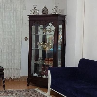 ویترین کاملا سالم بدون خط و خش|بوفه، ویترین، کنسول|آستانه اشرفیه, |دیوار