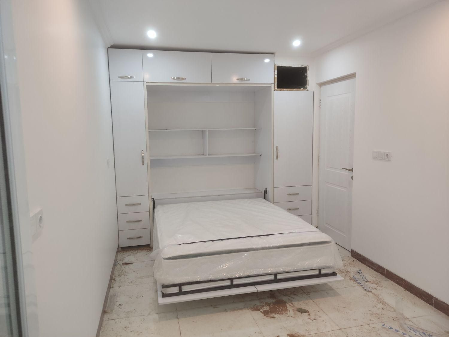 تخت خواب کمجا دو نفره|تخت و سرویس خواب|یزد, |دیوار