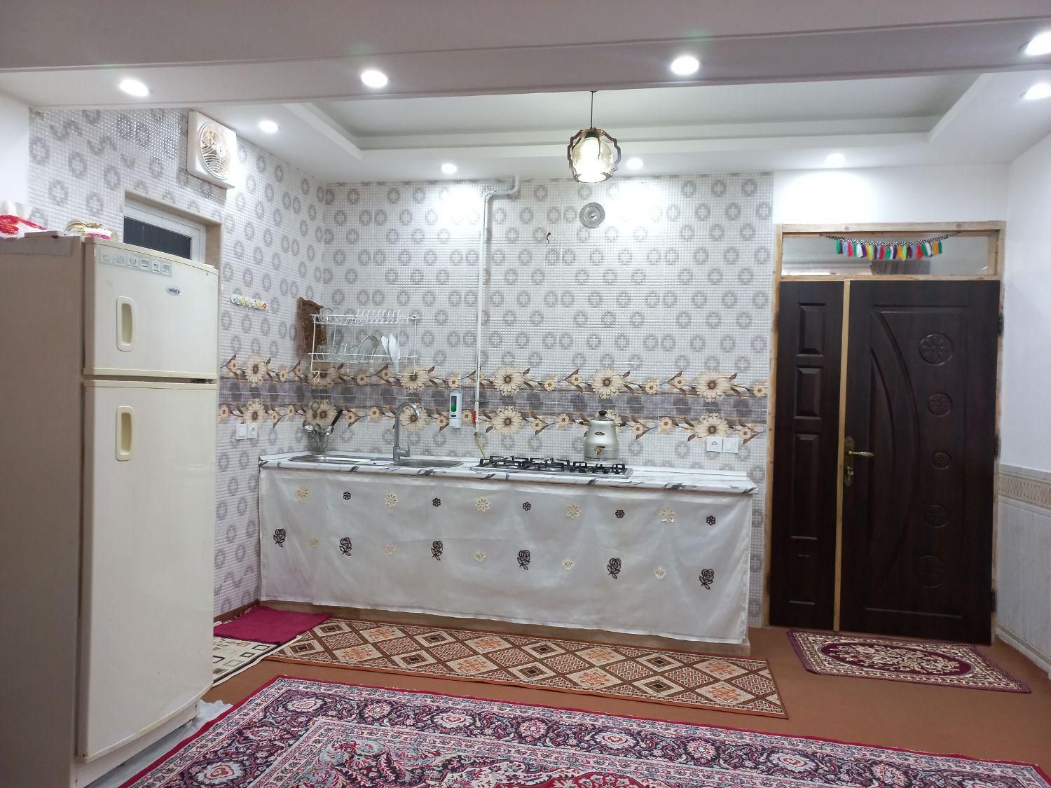 سوییت مهدی|اجارهٔ کوتاه‌مدت آپارتمان و سوئیت|بندر ترکمن, |دیوار