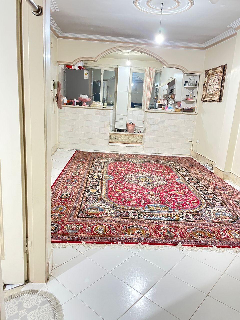 ۶۰ متر دو خواب تمیز|اجارهٔ آپارتمان|تهران, جی|دیوار