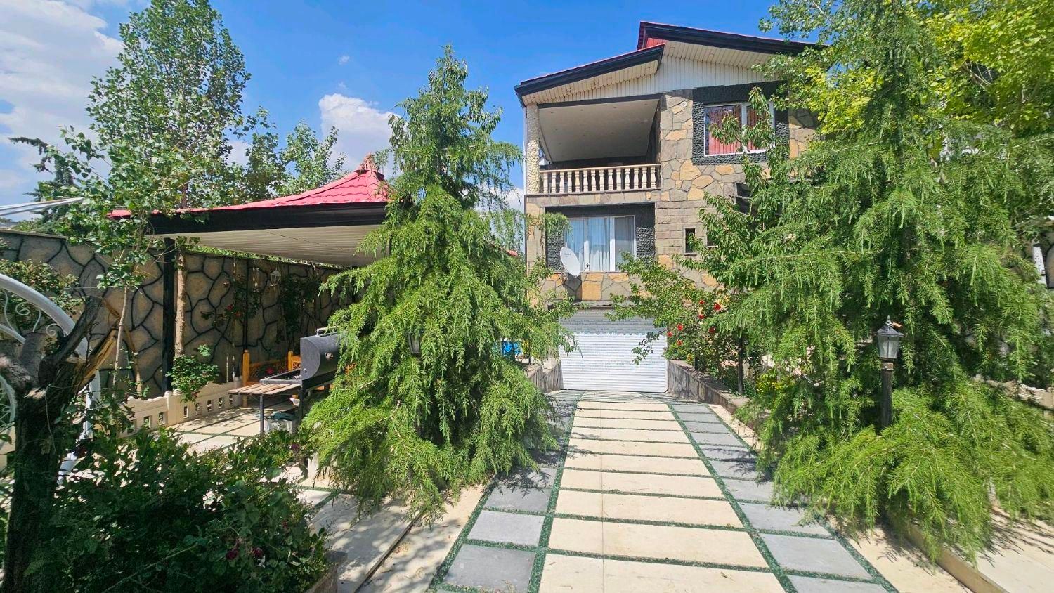 ویلا باغ 300 متر 240بنا در مهرآباد رودهن|فروش خانه و ویلا|رودهن, |دیوار