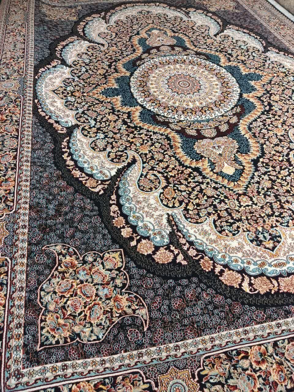 دو تخته فرش ۱۲ متری سورمه ای جفتی در حد نو|فرش|اصفهان, برزان|دیوار