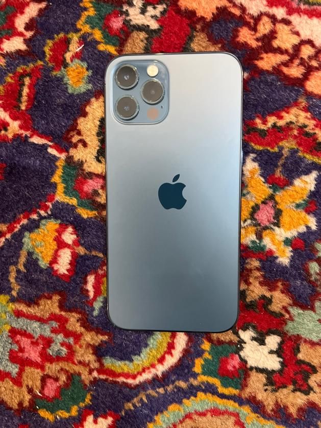 اپل iPhone 12 Pro با حافظهٔ ۲۵۶ گیگابایت|موبایل|کرمان, |دیوار