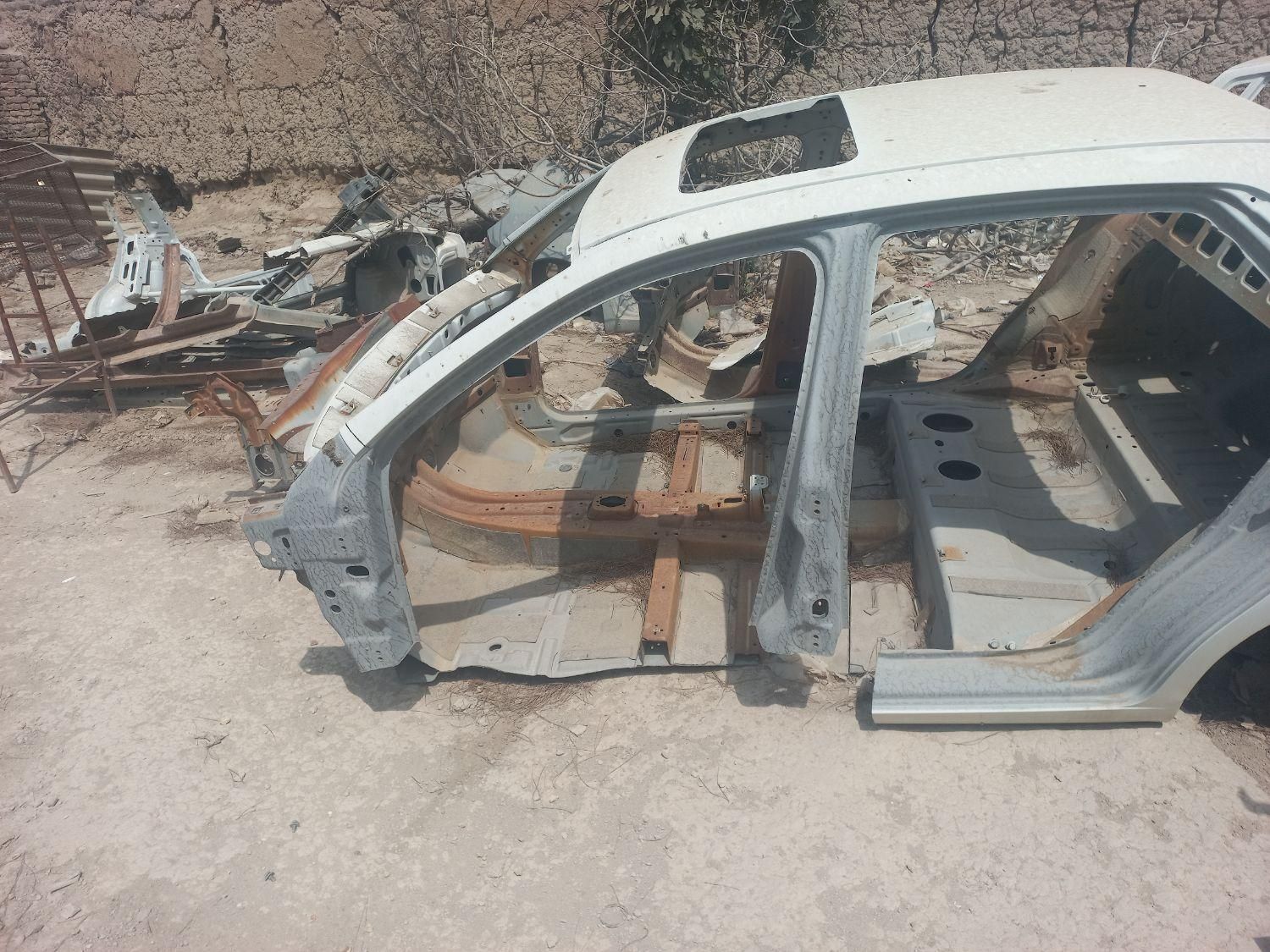 بدنه فابریک اچ سی کراس گلگیر کاپوت درب|قطعات یدکی و لوازم جانبی|تهران, جنتآباد شمالی|دیوار