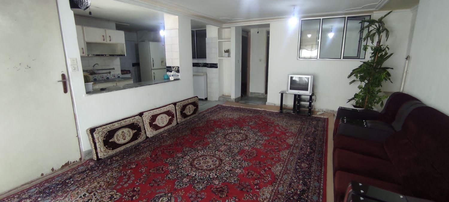 اجاره سویت روزانه و هفتگی  ( سوییت ـ خانه ـ منزل )|اجارهٔ کوتاه‌مدت آپارتمان و سوئیت|سنندج, |دیوار