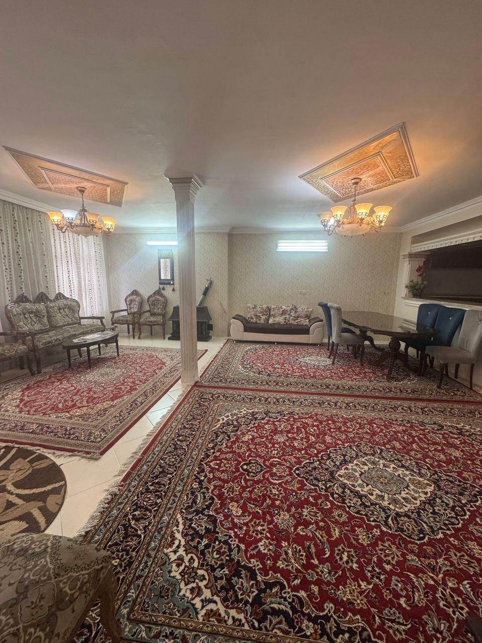 هتل و منزل شخصی|اجارهٔ کوتاه‌مدت آپارتمان و سوئیت|مشهد, عنصری|دیوار