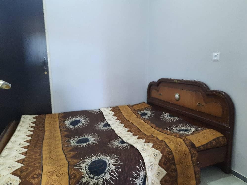 اجاره روزانه مبله حیاط دار در  (بلوار مدرس)|اجارهٔ کوتاه‌مدت آپارتمان و سوئیت|شیراز, وحدت|دیوار