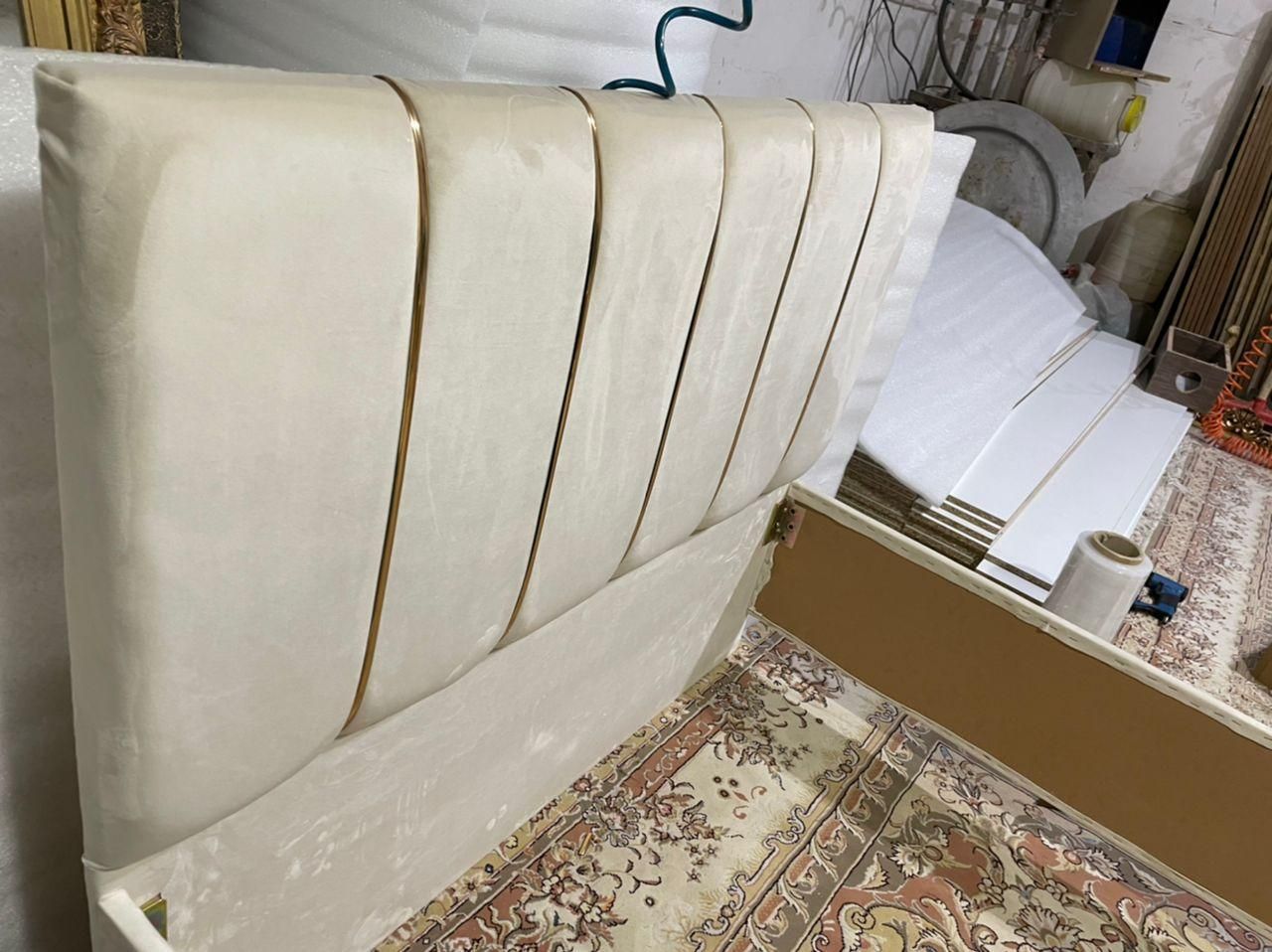 تولیدی تخت خواب دکوراتیک 1000|تخت و سرویس خواب|مشهد, زمرد|دیوار