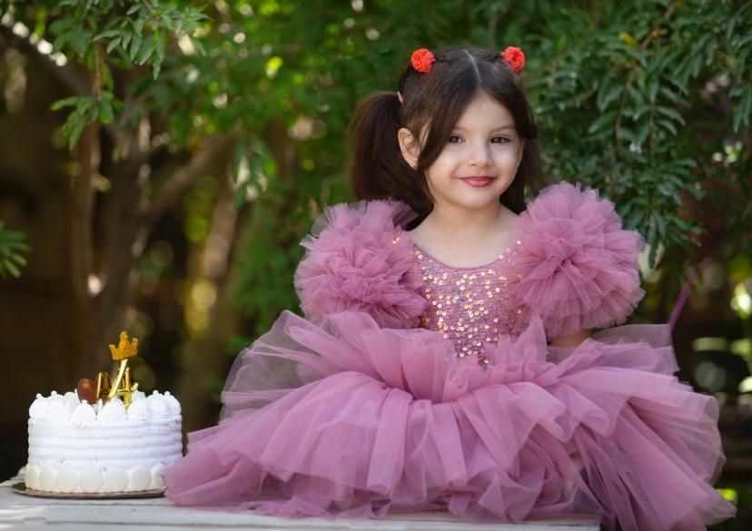 آتلیه عکاسی وفیلمبرداری کودک،عروس،حاملگی|خدمات پذیرایی، مراسم|یزد, |دیوار