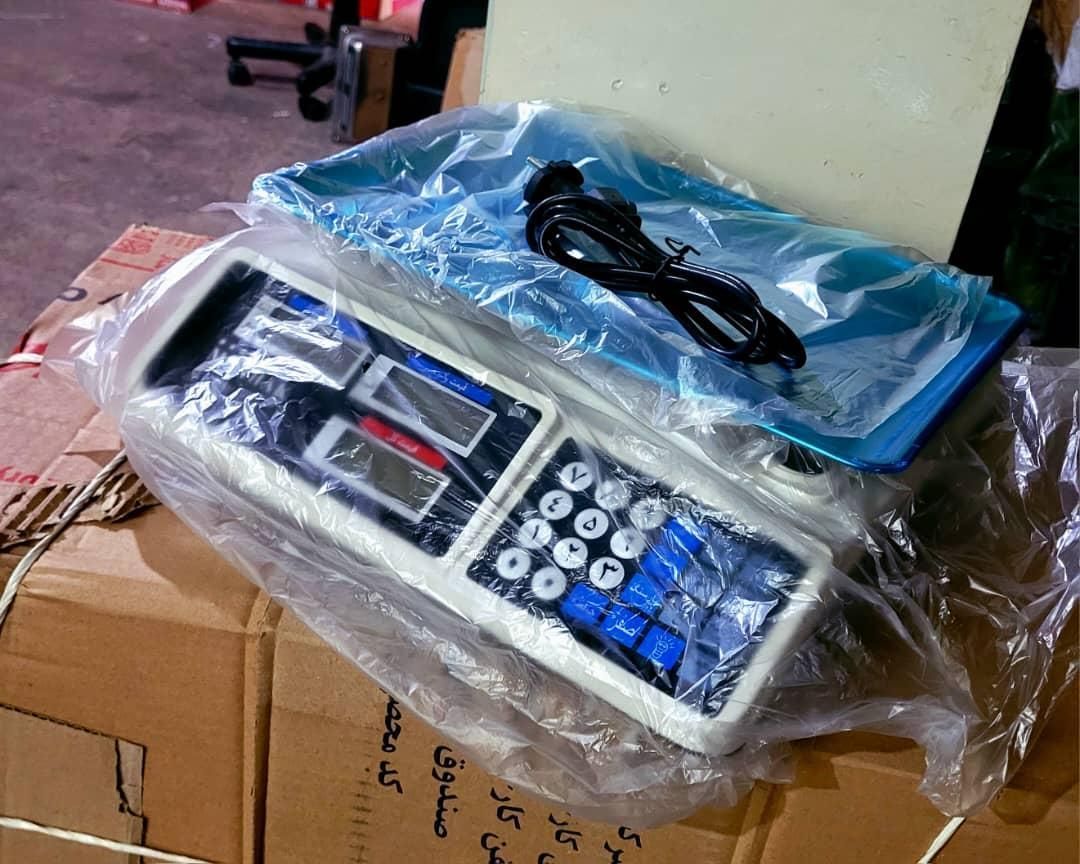 ترازو متحرک یاسر دقت ۲ گرم ضمانت اکبند|فروشگاه و مغازه|تهران, شهرک ولیعصر جنوبی|دیوار