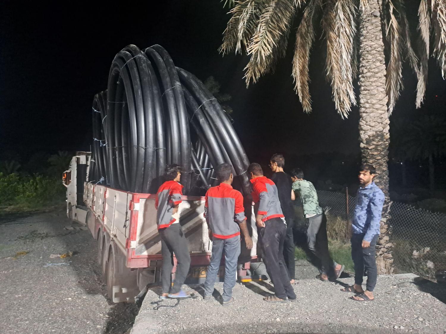 تحویل درمیناب واطراف لوله پلی اتیلن.رودان بندر|خدمات باغبانی و درختکاری|میناب, |دیوار