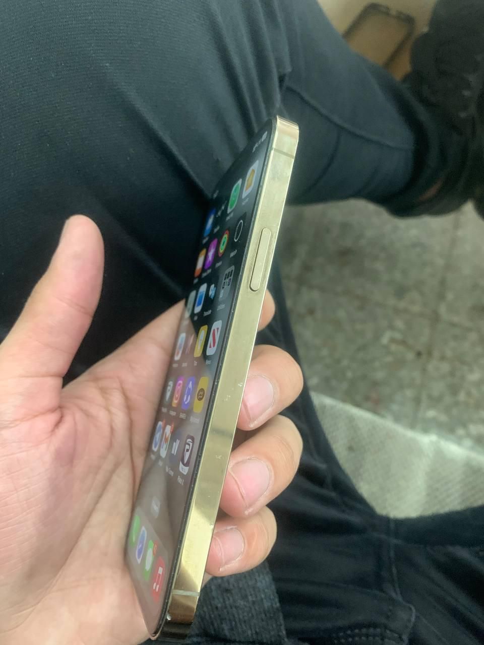 اپل iPhone 12 Pro با حافظهٔ ۱۲۸ گیگابایت|موبایل|کرمان, |دیوار