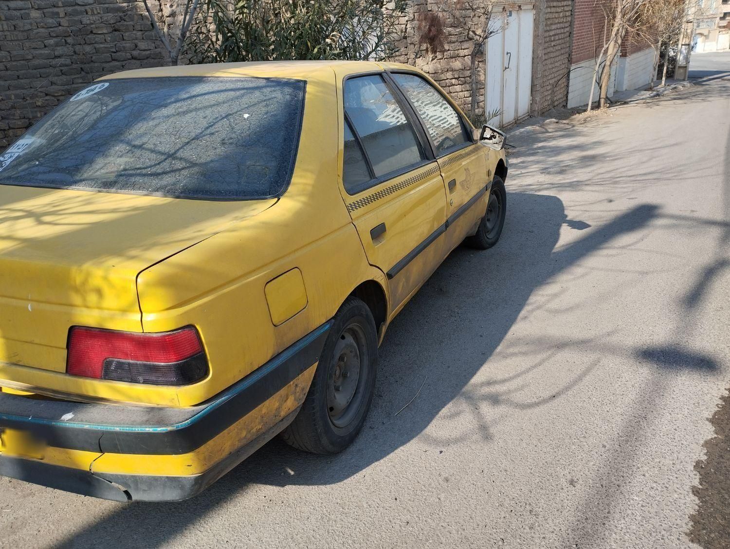 پژو 405 GLX - دوگانه سوز CNG، مدل ۱۳۹۰|خودرو سواری و وانت|قم, بنیاد|دیوار