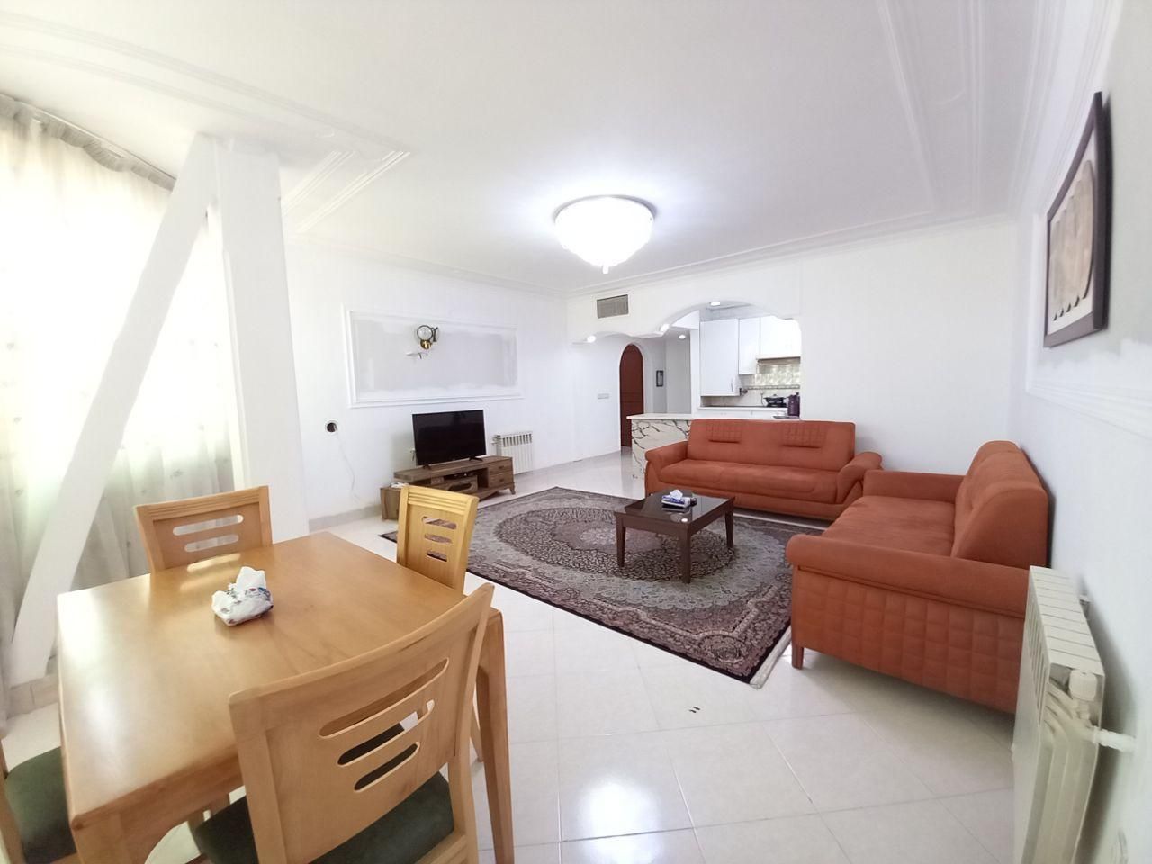 آپارتمان مبله مرکز معالی آباد|اجارهٔ کوتاه‌مدت آپارتمان و سوئیت|شیراز, معالی‌آباد|دیوار