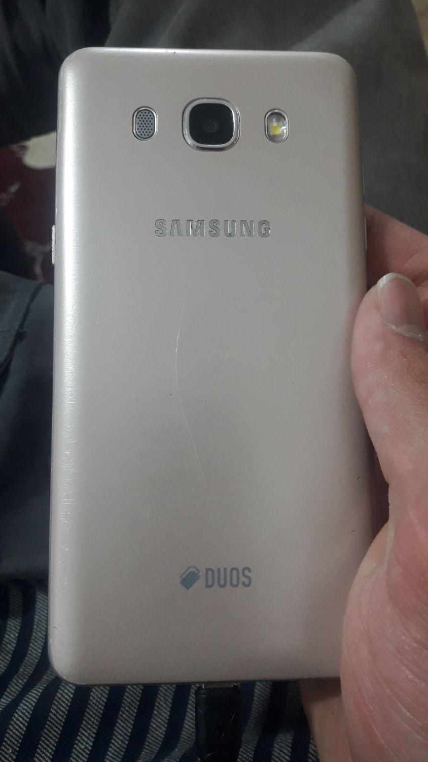 سامسونگ Galaxy J7 (2016) با حافظهٔ ۱۶ گیگابایت|موبایل|رباط‌کریم, |دیوار