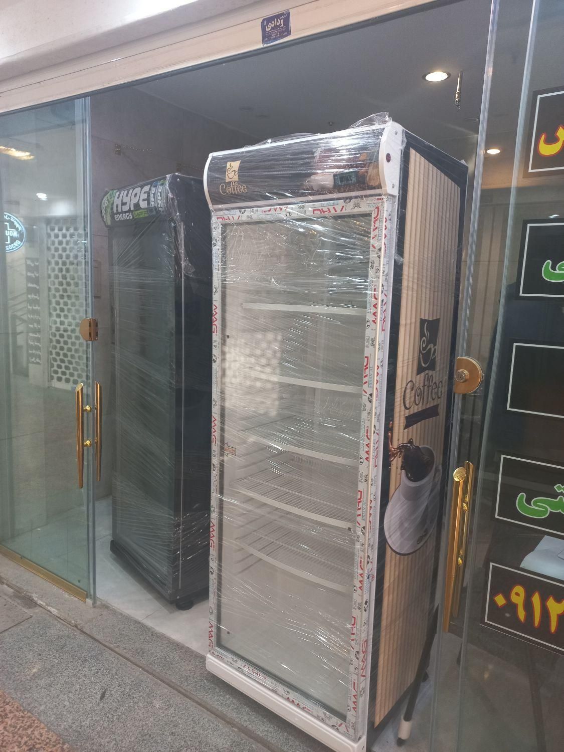 یخچال سفید و مشکی ایستاده همه طرح و فریزر ایستاده|فروشگاه و مغازه|بم, |دیوار