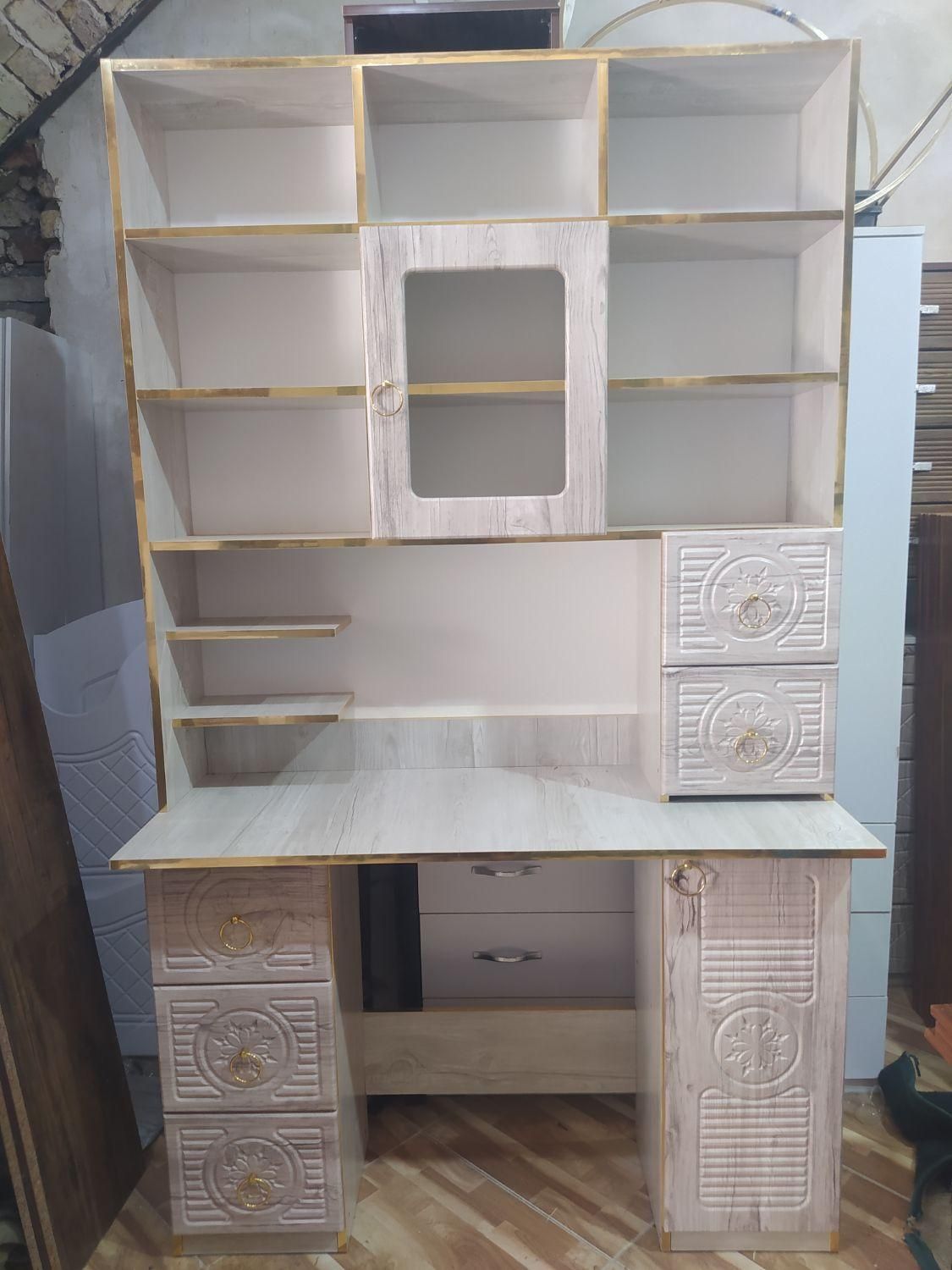 میز تحریر کتابخانه دار نما وکیوم|میز تحریر و کامپیوتر|کاشان, |دیوار