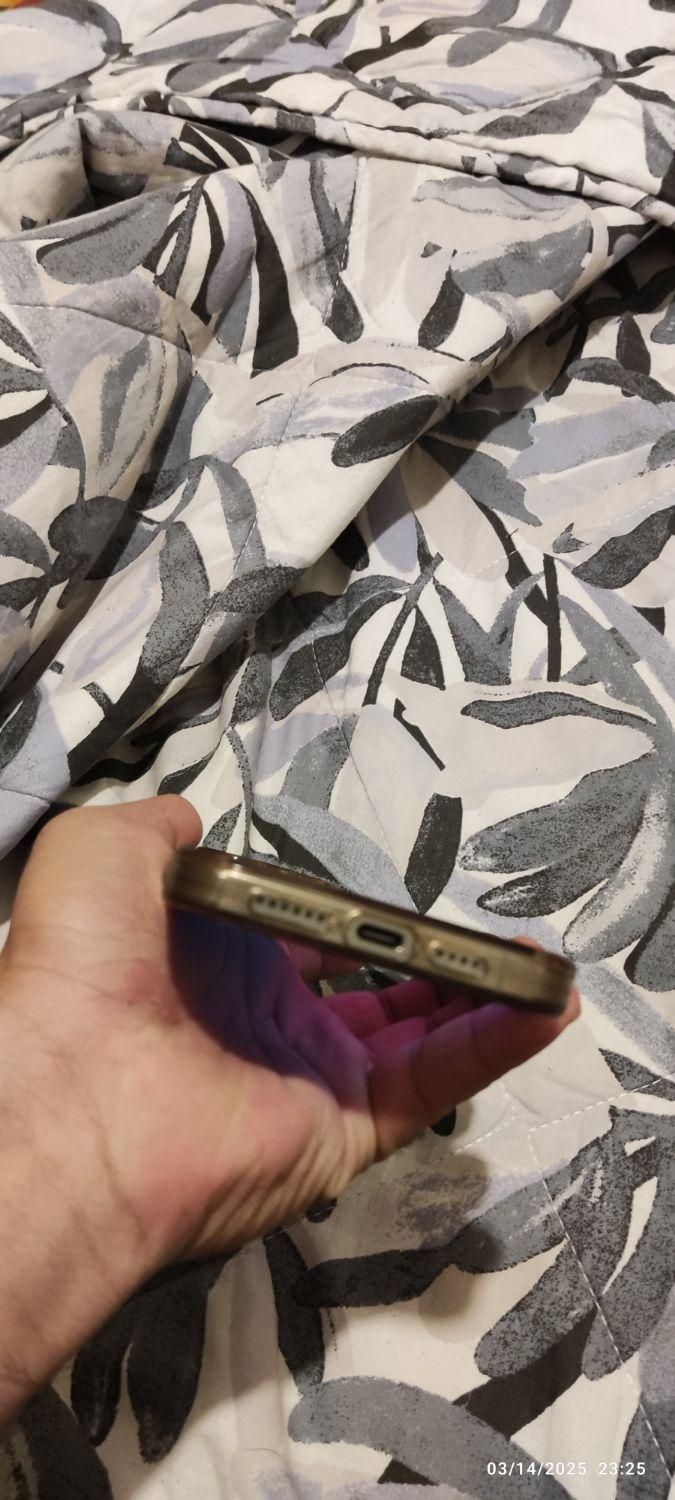 اپل iPhone 15 Pro Max با حافظهٔ ۲۵۶ تیتانیوم نچرال|موبایل|تهران, لویزان|دیوار