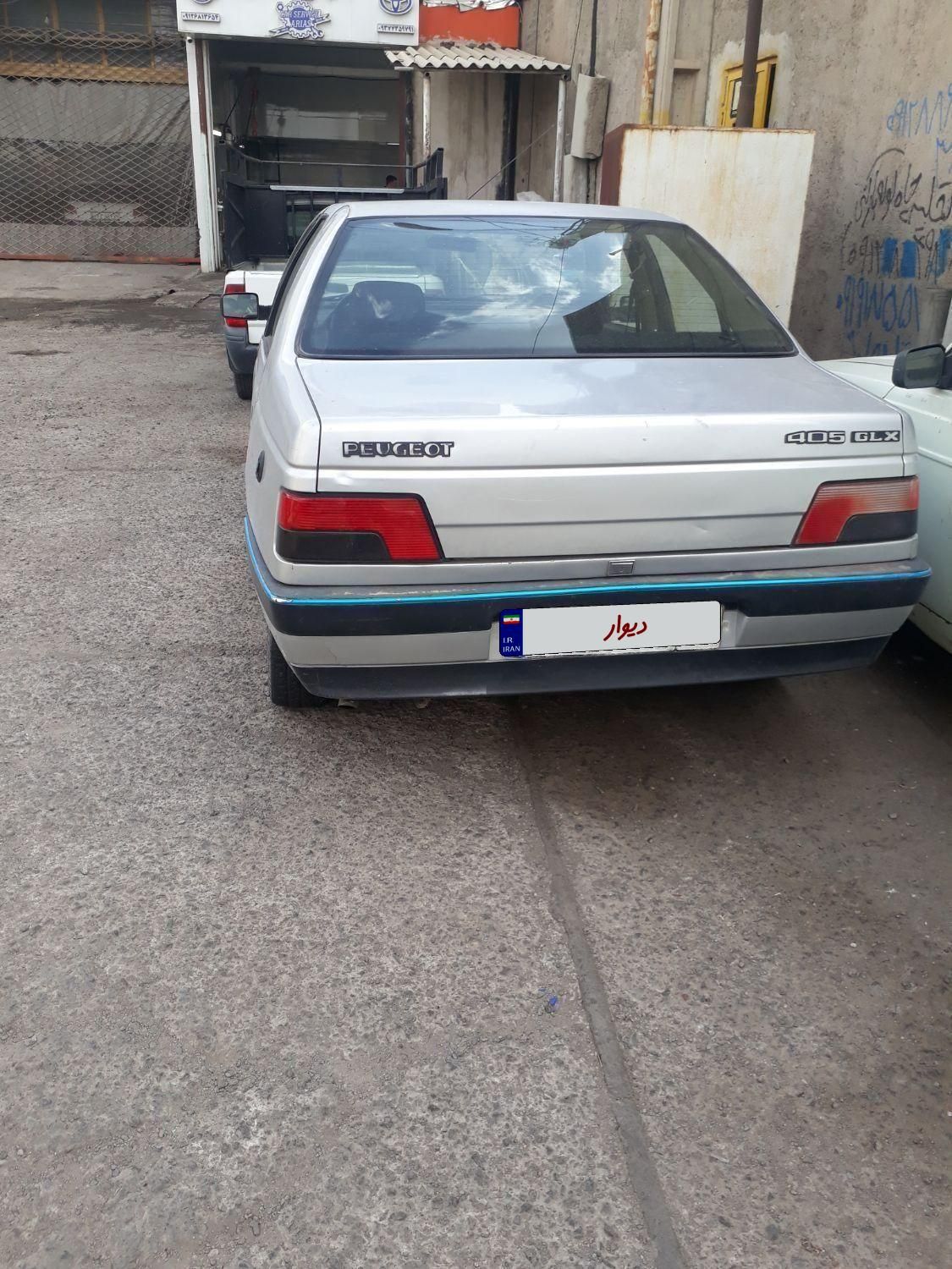 پژو 405 GL - دوگانه سوز CNG، مدل ۱۳۸۸|خودرو سواری و وانت|قزوین, |دیوار