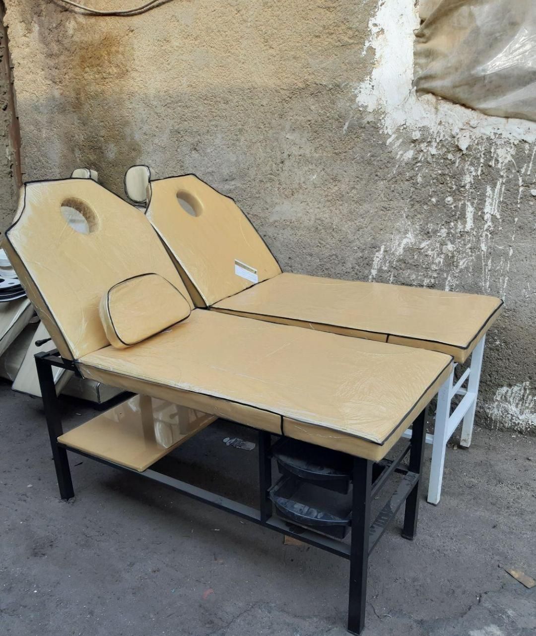 تخت اپیلاسیون یا ماساژ|آرایشگاه و سالنهای زیبایی|بندر گناوه, |دیوار