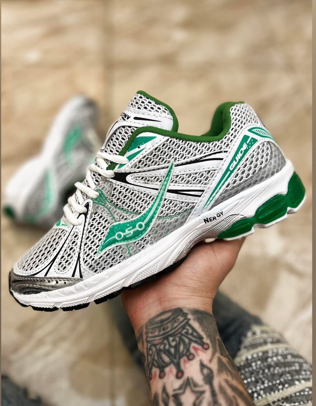 کتونی Saucony 3d ساکونی عمده|کیف، کفش، کمربند|تهران, فلاح|دیوار