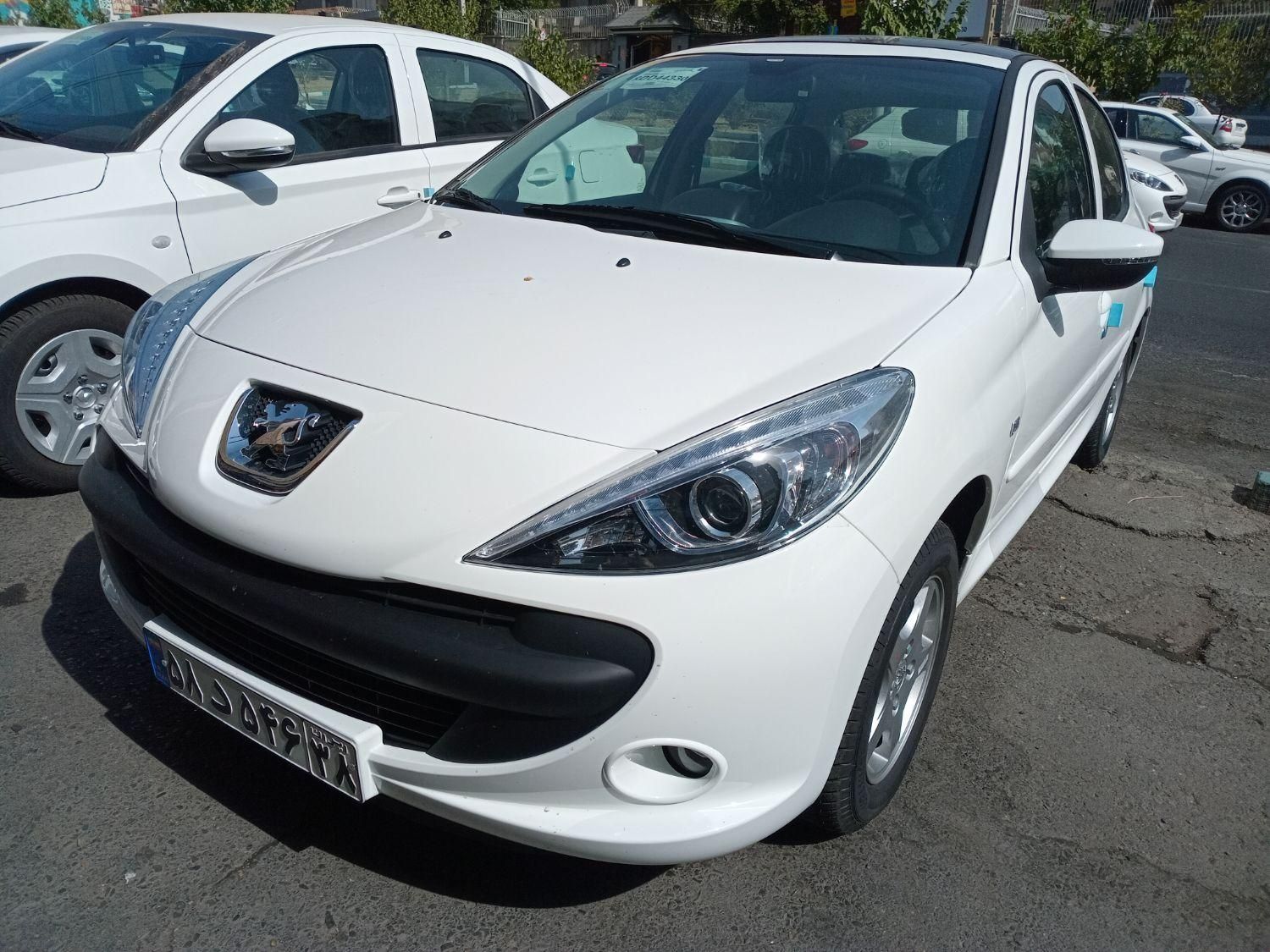 پژو 207i اتومات سقف شیشه ای صفر ارتقا/ مدل ۱۴۰۴|خودرو سواری و وانت|تهران, ستارخان|دیوار