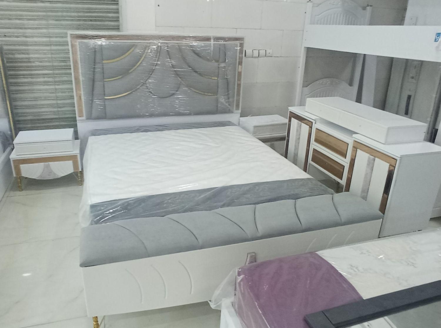 سرویس تخت خواب*امپراتور|تخت و سرویس خواب|بندرعباس, |دیوار