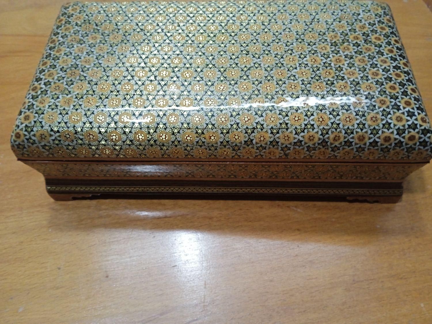 جعبه کاردوچنگال خاتم.به قیمت کارگاهی|صنایع دستی و سایر لوازم تزئینی|اصفهان, عسگریه|دیوار