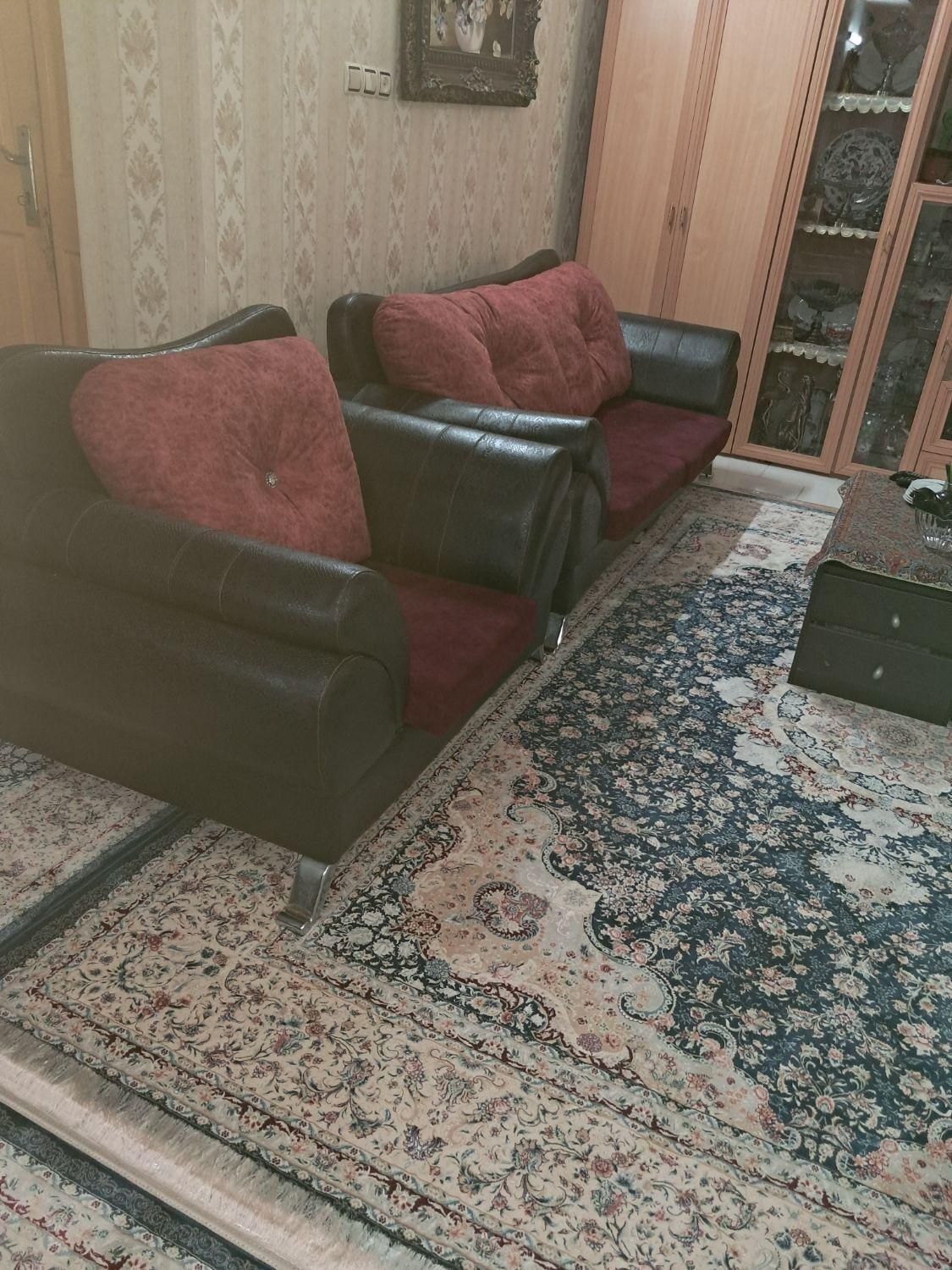 مبلمان هفت نفره در حد نو|مبلمان خانگی و میز عسلی|لاهیجان, کوی آزادگان|دیوار