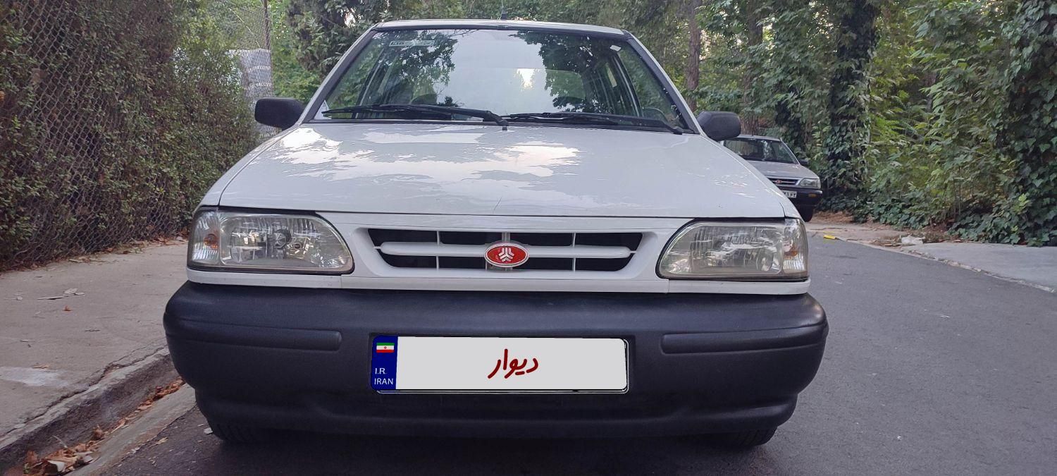 پرایدصندوق دارمدل ۱۳۸۸فابریک کارمندی|خودرو سواری و وانت|شیراز, منطقه هوایی شهید دوران|دیوار
