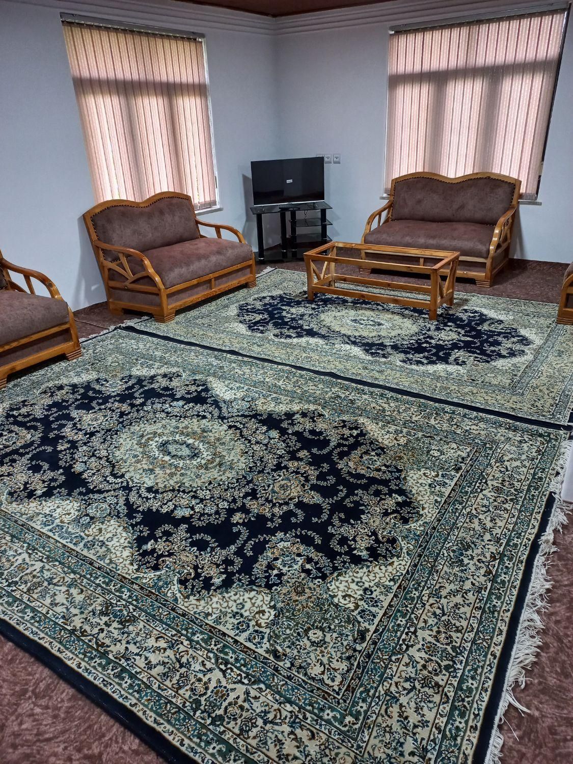 دو خوابه تراس دار با حیاط بزرگ دربست|اجارهٔ کوتاه‌مدت آپارتمان و سوئیت|رامسر, |دیوار