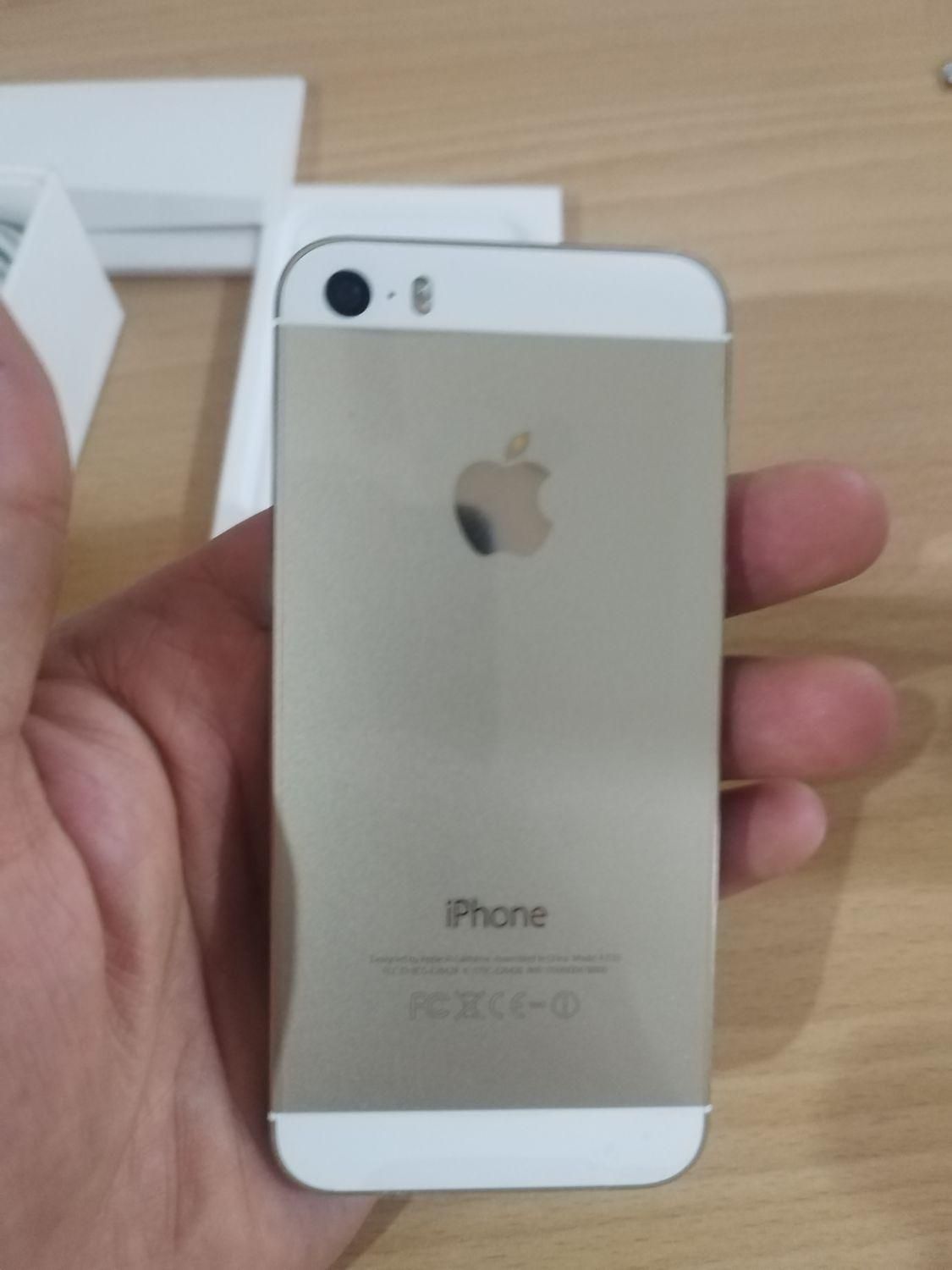 اپل iPhone 5s با حافظهٔ ۱۶ گیگابایت|موبایل|تهران, مجیدیه|دیوار