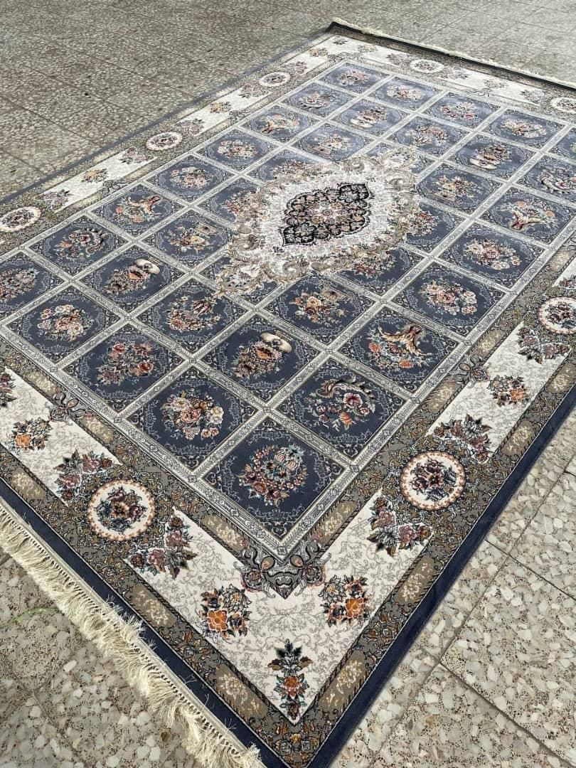 فرش // ۷۰۰شانه وینتچ|فرش|بندرعباس, |دیوار