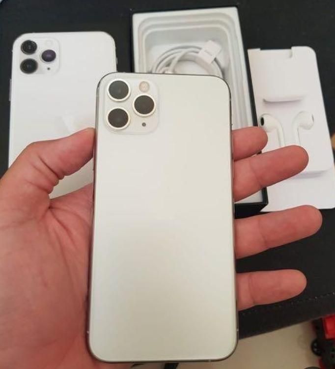 آیفون 11pro max 256 پک اصلی سالم و تمیز با گارانتی|موبایل|مشهد, موسوی قوچانی|دیوار