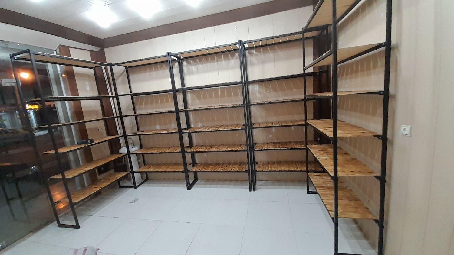 رگال. استند.فروشگاه. مزون اویز|فروشگاه و مغازه|اهواز, کیانپارس |دیوار