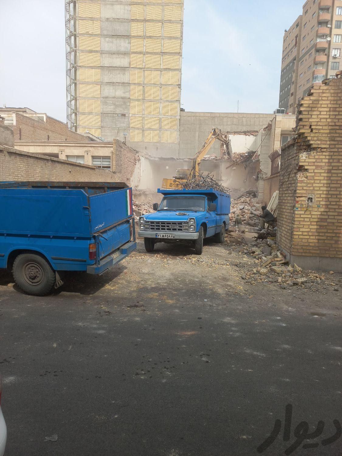 شرکت پیمانکاری تخریب ساختمان آذر عمران