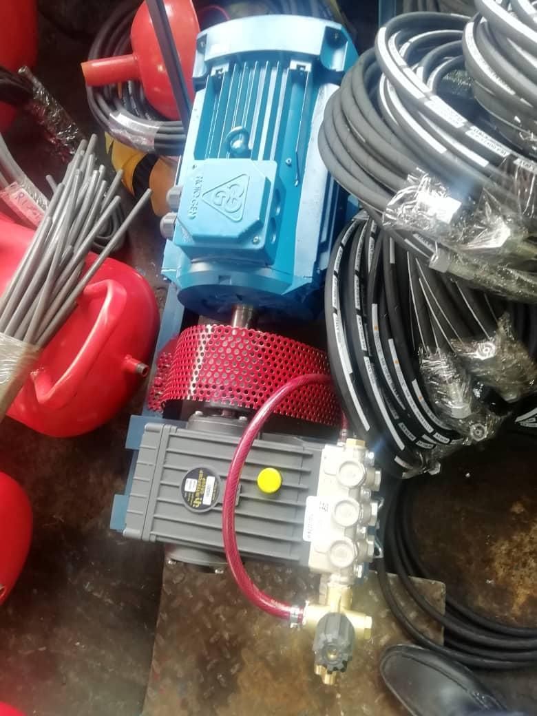 واتر جت کارواش 200 بار تک فاز با برق خانگی|ماشین‌آلات صنعتی|باقرشهر, |دیوار