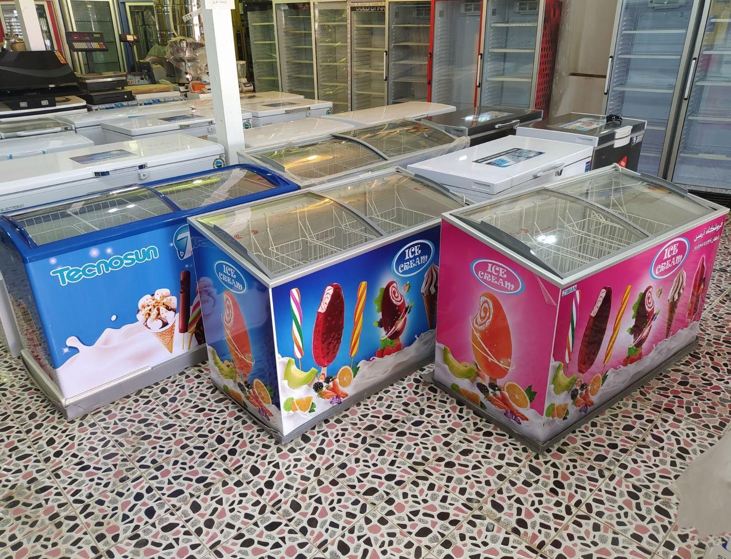 یخچال ۹۰ سانتی بدون تاج|فروشگاه و مغازه|خرمآباد, |دیوار